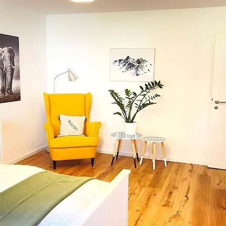 Modern-gemuetliche Wohnung, Ganz Neu, In Neuenheim, דירה היידלברג