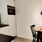Modern-gemuetliche Wohnung, Ganz Neu, In Neuenheim,