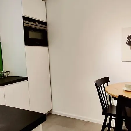 Modern-gemuetliche Wohnung, Ganz Neu, In Neuenheim,